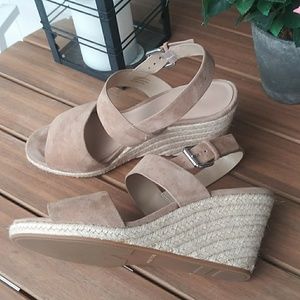 👠Espadrille wedges. Size 8,5.